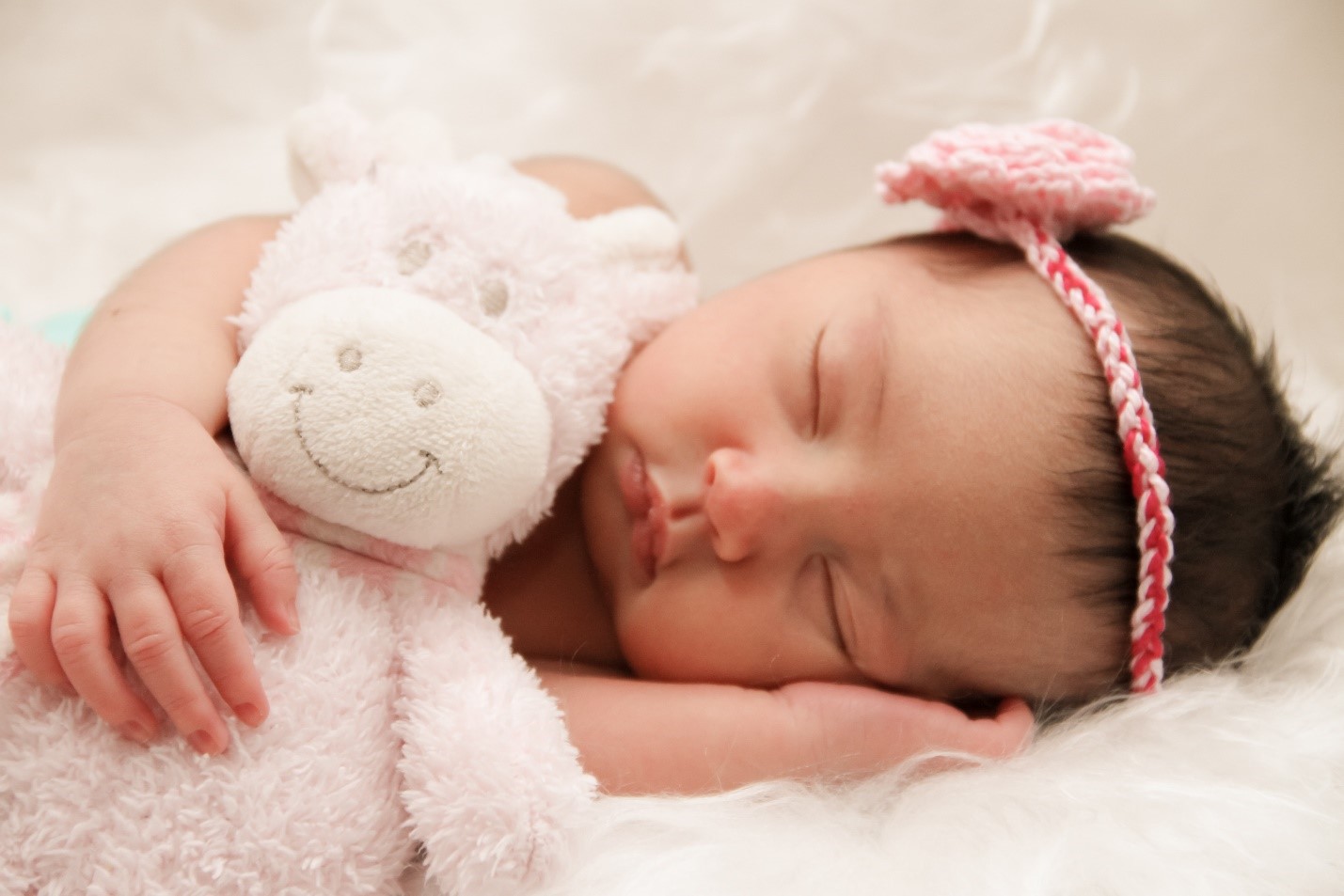 how to get newborn sleep at night