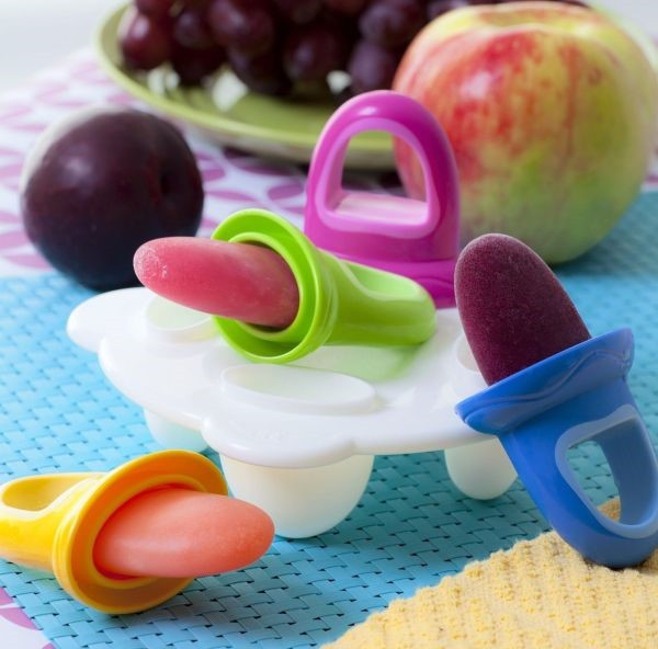 can-i-give-my-3-months-old-frozen-fruit-for-teething-little-bundles